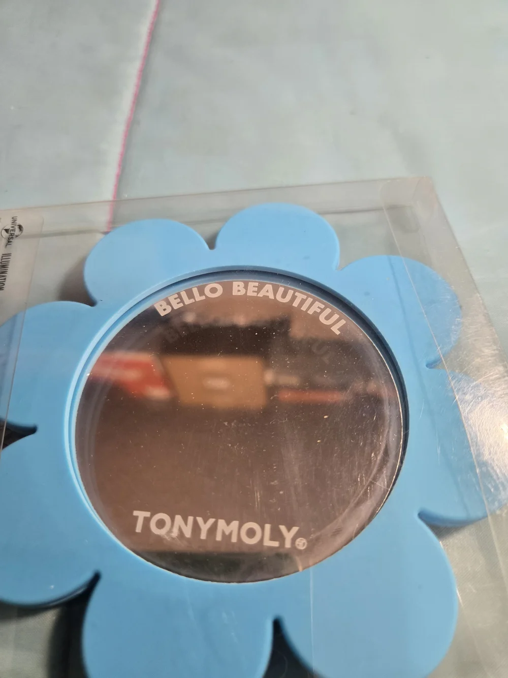 TonyMoly Tony Moly Minions Collection Bello Beautiful Flower Mirror Brand New